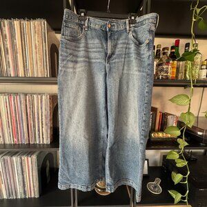 Gap - Wide Leg - High Rise - Stride Ankle Trouser Denim